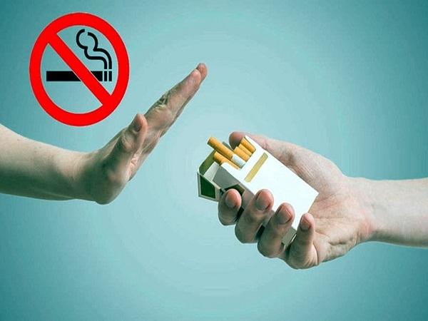 Bỏ hút thuốc lá là cách tăng cường sức khỏe cho nam giới 